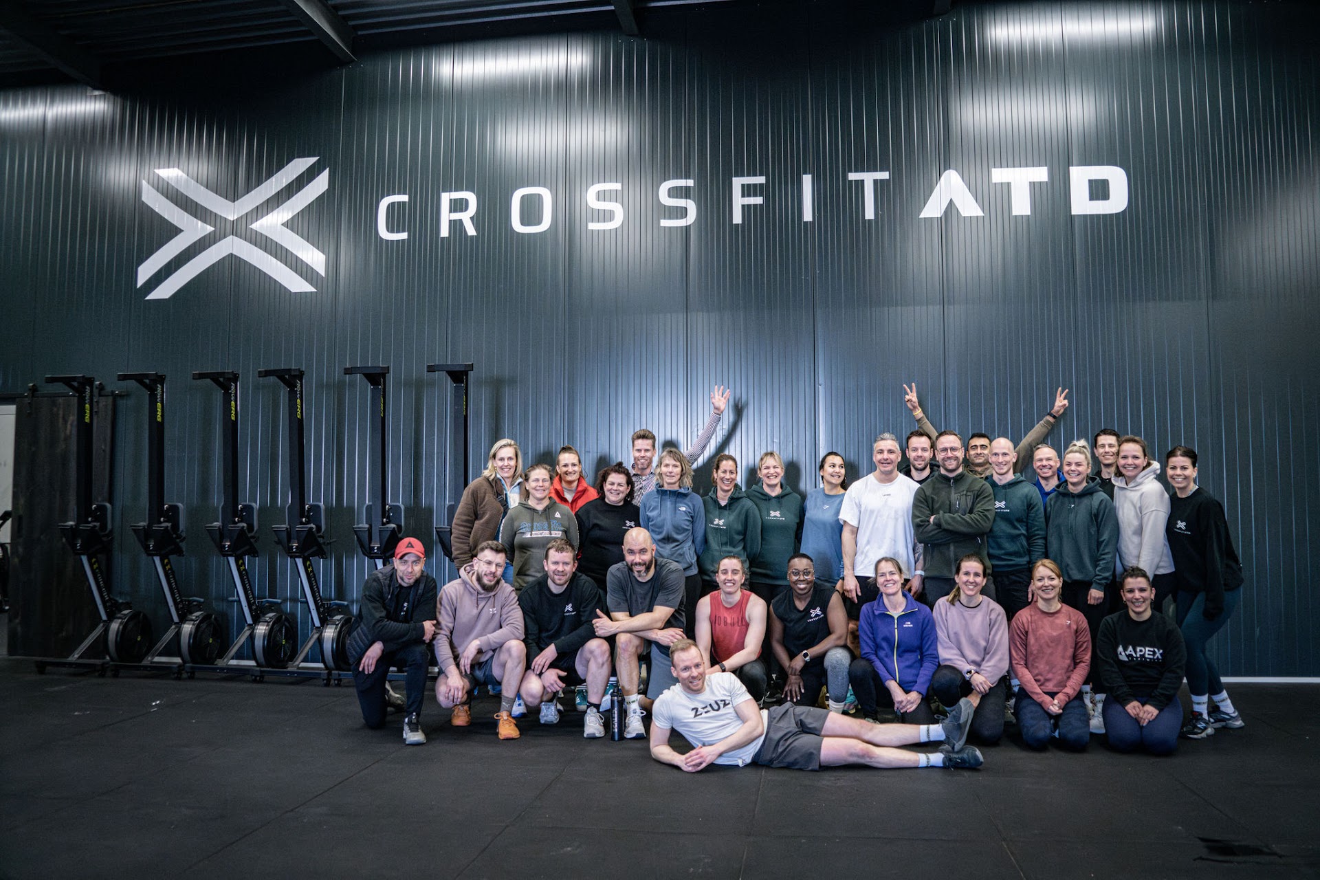 De community van APEX Training voor de CrossFit-muur